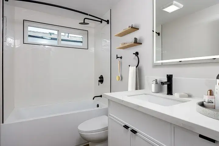 Mobile Photo of 2BR / 2BA