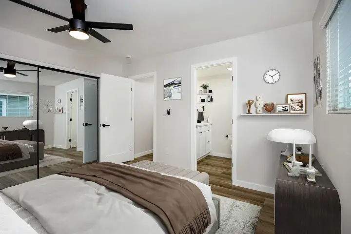 Mobile Photo of 2BR / 2BA