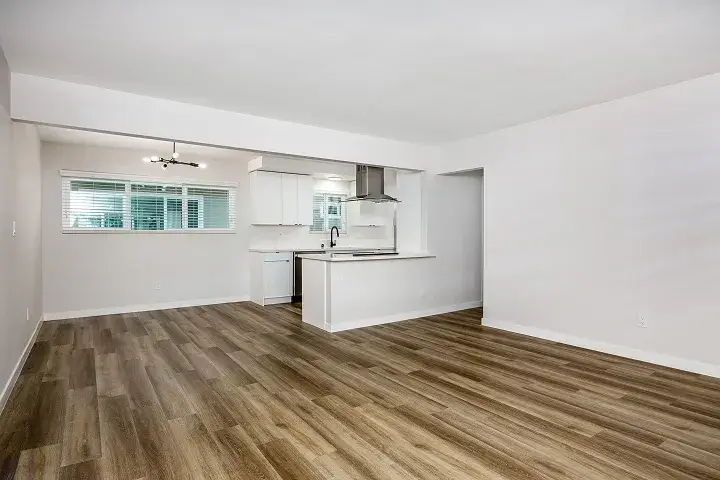 Mobile Photo of 2BR / 2BA