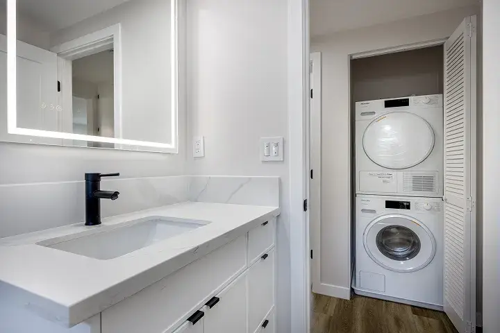 Mobile Photo of 2BR / 2BA