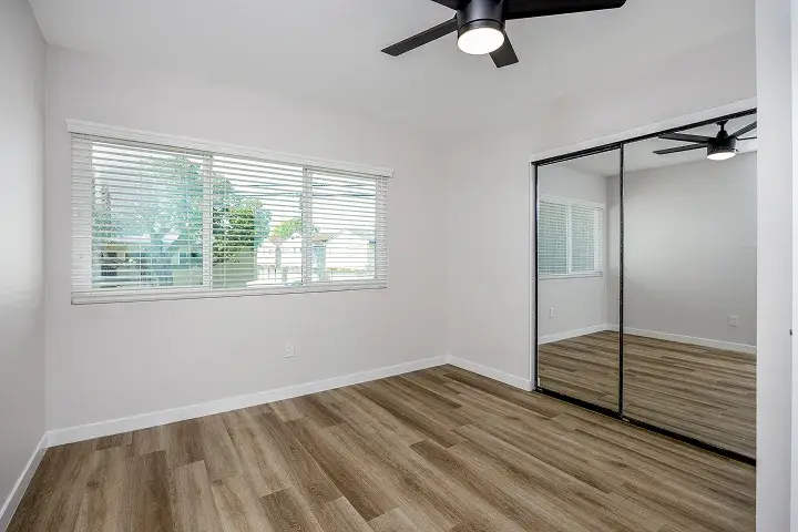 Mobile Photo of 2BR / 2BA